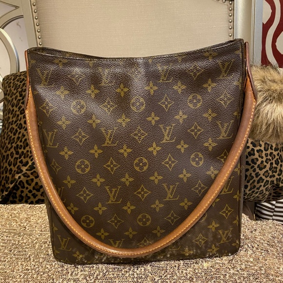 Louis Vuitton Handbags - Authentic Louis Vuitton looping GM